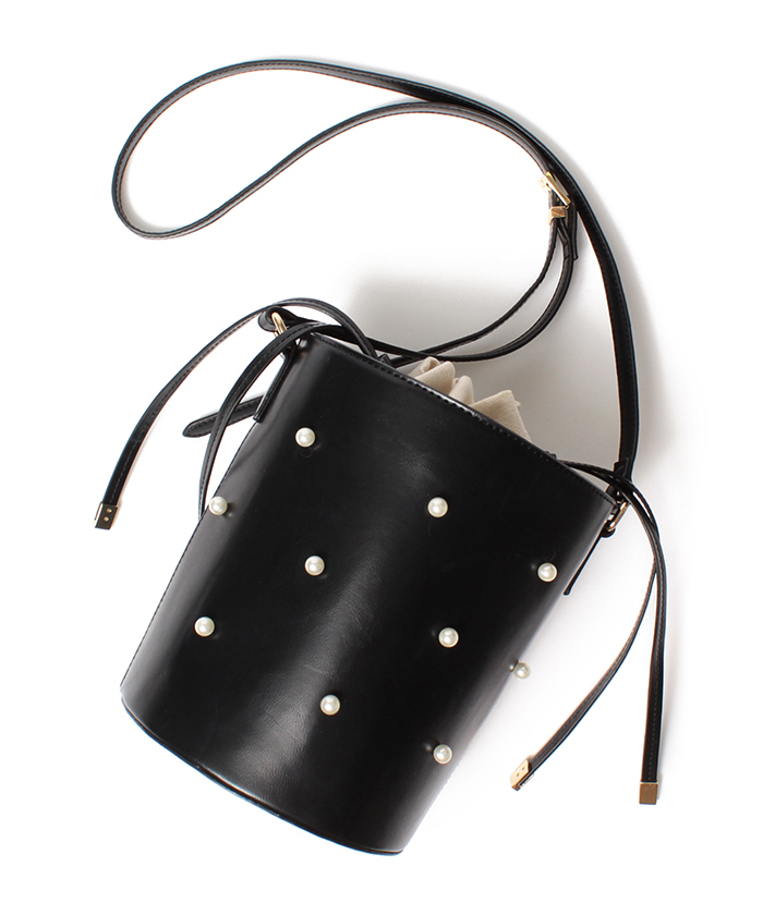 BEAMS WOMEN(ビームス ウィメン)Ctrl freak パール風 カシメ ショルダー バッグ.jpg